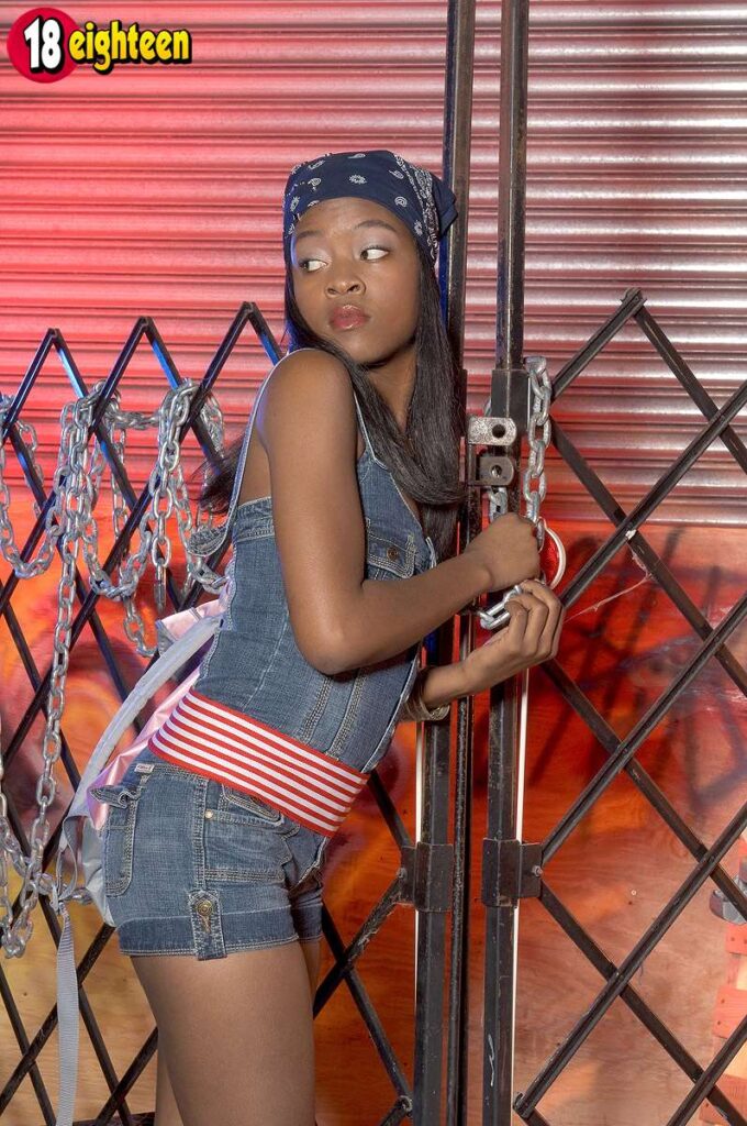 Ebony babe Ashley Johnson shows off her small tits. Free amature teen ebony downloads.