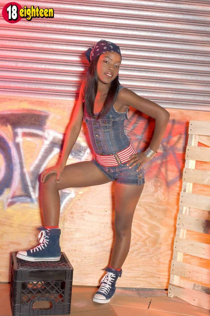 Ebony babe Ashley Johnson shows off her small tits. Free amature teen ebony downloads.