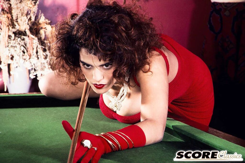 Hot slut Nilli Willis plays pool with her big tits. Big naturel hanging boobs. Bikini busty sexiest woman. Nilli Willis fetish. Solo woman masturbation. Diary milf porn.